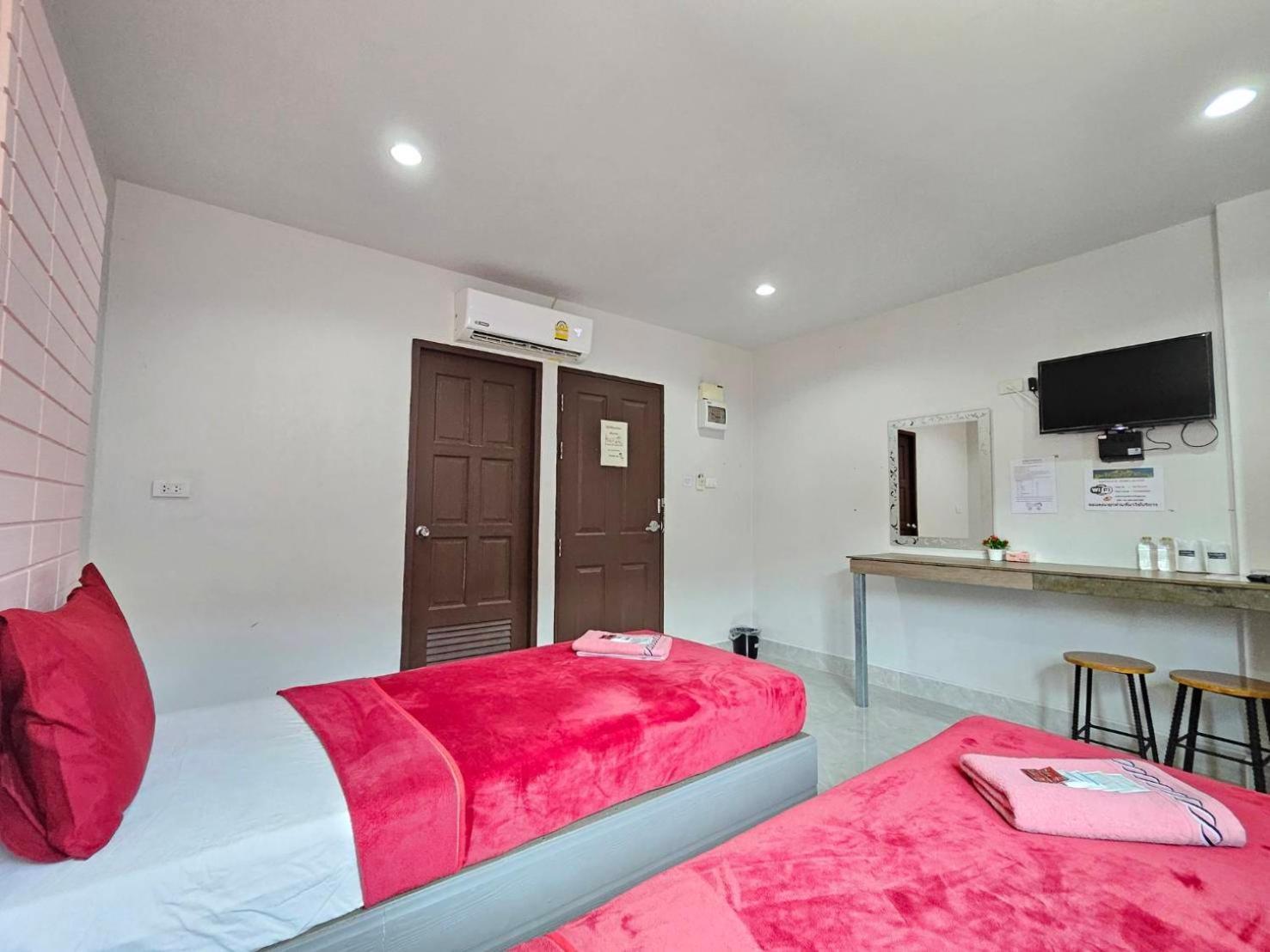 The Grand Np Resort Hat Yai Exterior photo